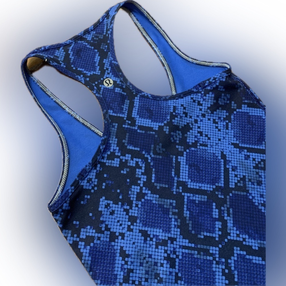 Lululemon Cool Racerback Blue Sapphire Ziggy Snake Print Yoga Shirt Tank Top - Picture 7 of 9